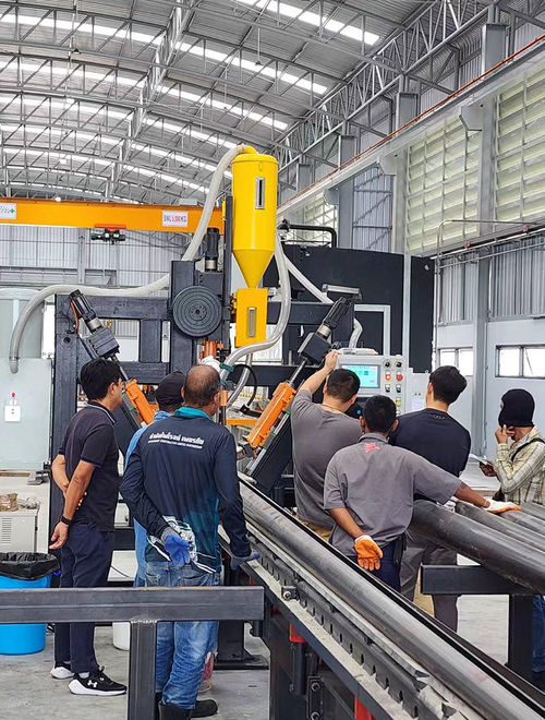 最新の会社の事例について タイで14Mのライトポールラインを完成 (Saengsuriya産業)