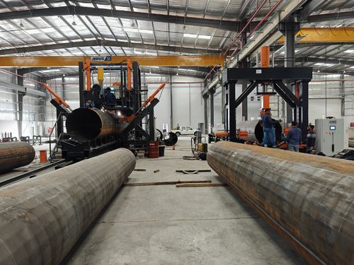 最新の企業ブログについて CNC水力シャット溶接機械と直線機械 サウジアラビアのクライアントのために配達&運用