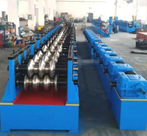 品質  Three Waves 2.5mm Guardrail Roll Forming Machine 工場