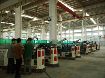 水冷の 9KW ロボティック溶接機/レーザ溶接のロボット