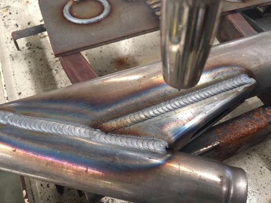 アクリルの Crytal のロボティック溶接システム、ロボティック レーザーの切断の溶接装置