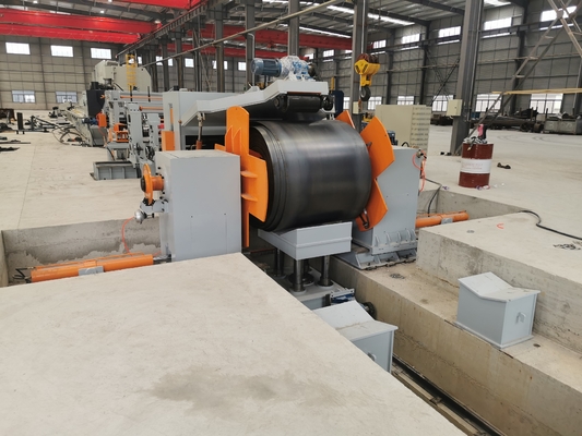 8m 街灯柱を長さラインにカット テーパースリットライン