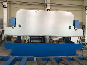 高性能 CNC 油圧 3mm 100 トンの出版物ブレーキ及び曲がる機械