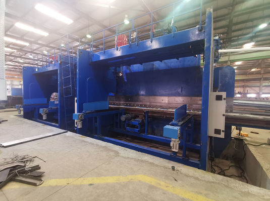 1600トンの振動力 CNC タンデムプレスブレーキ 高マストとモノポールの製造