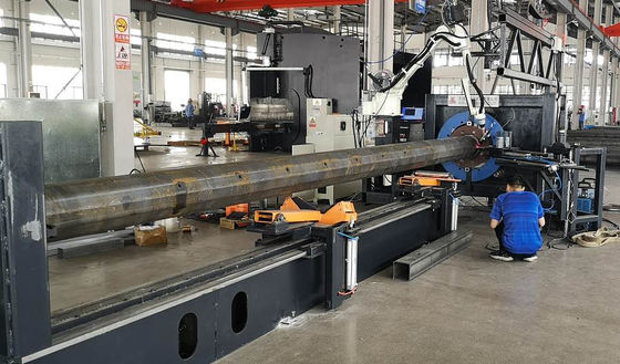 ロボットベースプレート溶接機モデルRW-120/300