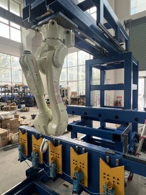 白によって自動化されるロボティック溶接機のロボティック レーザ溶接