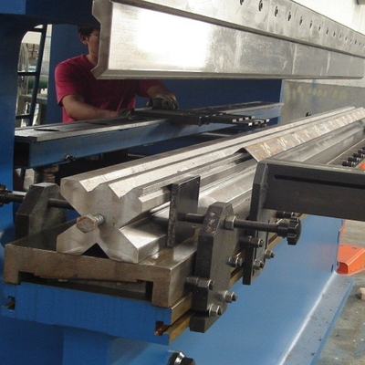 2×320T CNC タンドム液圧プレスブレーキ機とDA53T制御システム