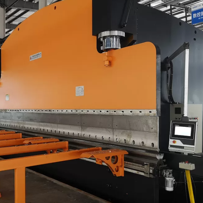 14m テーパー八角形街路灯ポール用 CNC 二重リンケージ曲げ機