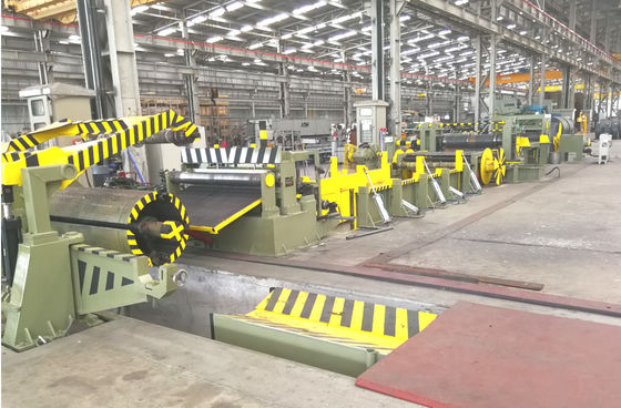 4.5x1600 ISO9001 1550mmの鋼鉄コイルのスリッター