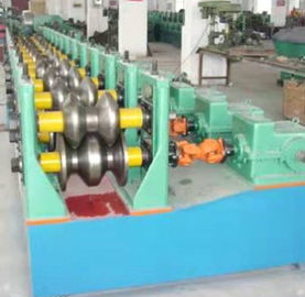 2つの波および3つの波8m/機械を形作る最低の監視柵ロール
