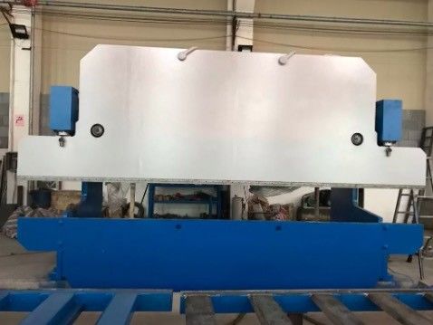 効率的なトルションバー コンピュータ制御ブレーキ 工業用