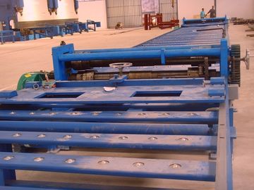 3 部分か 2 部分にシートを切り開く街灯柱の生産のための斜めの打抜き機