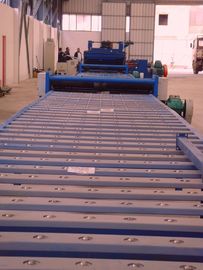 3 部分か 2 部分にシートを切り開く街灯柱の生産のための斜めの打抜き機