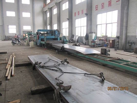 産業街灯柱のための経済的な油圧先を細くすることの打抜き機