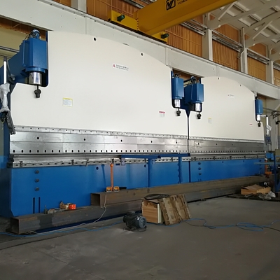 Good price 400T/7000mm CNC タンドムプレスブレーキ 8000kn Cnc ハイドロリックプレスブレーキマシン オンライン
