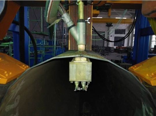 HM1200/12000はMonopole Highmastポーランド人のための溶接機5Gコミュニケーション ポーランド人を締めた